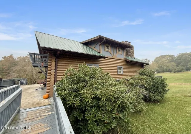 Photo 1 of Single family home for sale at 215 Grave Hl Rd, Oneida, TN 37841 | MLS# 1359886 | Listing updated on 2026-10-23