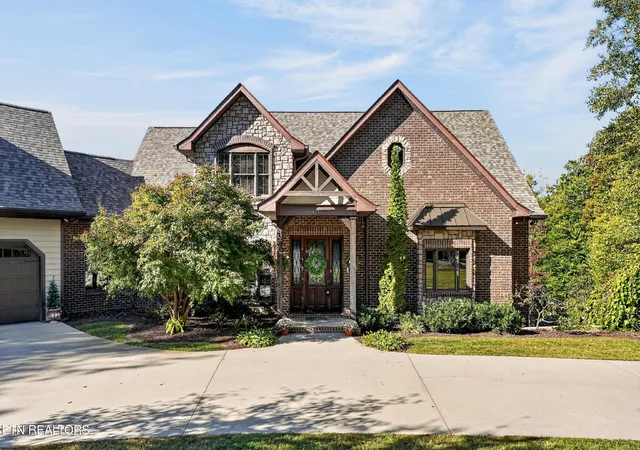 Photo 1 of Single family home for sale at 1611 Plantation Cir, Cookeville, TN 38506 | MLS# 1360115 | Listing updated on 2026-10-27