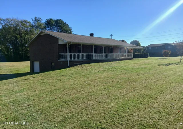 Photo 3 of Single family home for sale at 107 Susong Dr, Morristown, TN 37814 | MLS# 1359996 | Listing updated on 2026-10-24