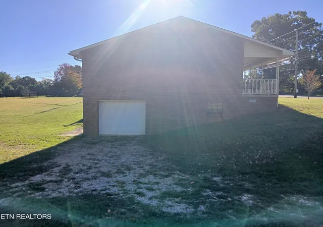 Photo 4 of Single family home for sale at 107 Susong Dr, Morristown, TN 37814 | MLS# 1359996 | Listing updated on 2026-10-24