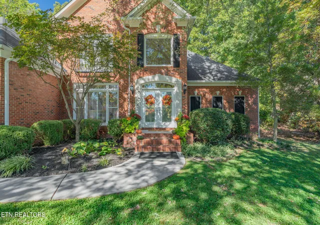 Photo 4 of Single family home for sale at 130 Cardinal View Ct, Lenoir City, TN 37772 | MLS# 1360083 | Listing updated on 2026-10-30