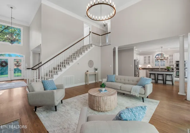 Photo 3 of Single family home for sale at 130 Cardinal View Ct, Lenoir City, TN 37772 | MLS# 1360083 | Listing updated on 2026-10-30