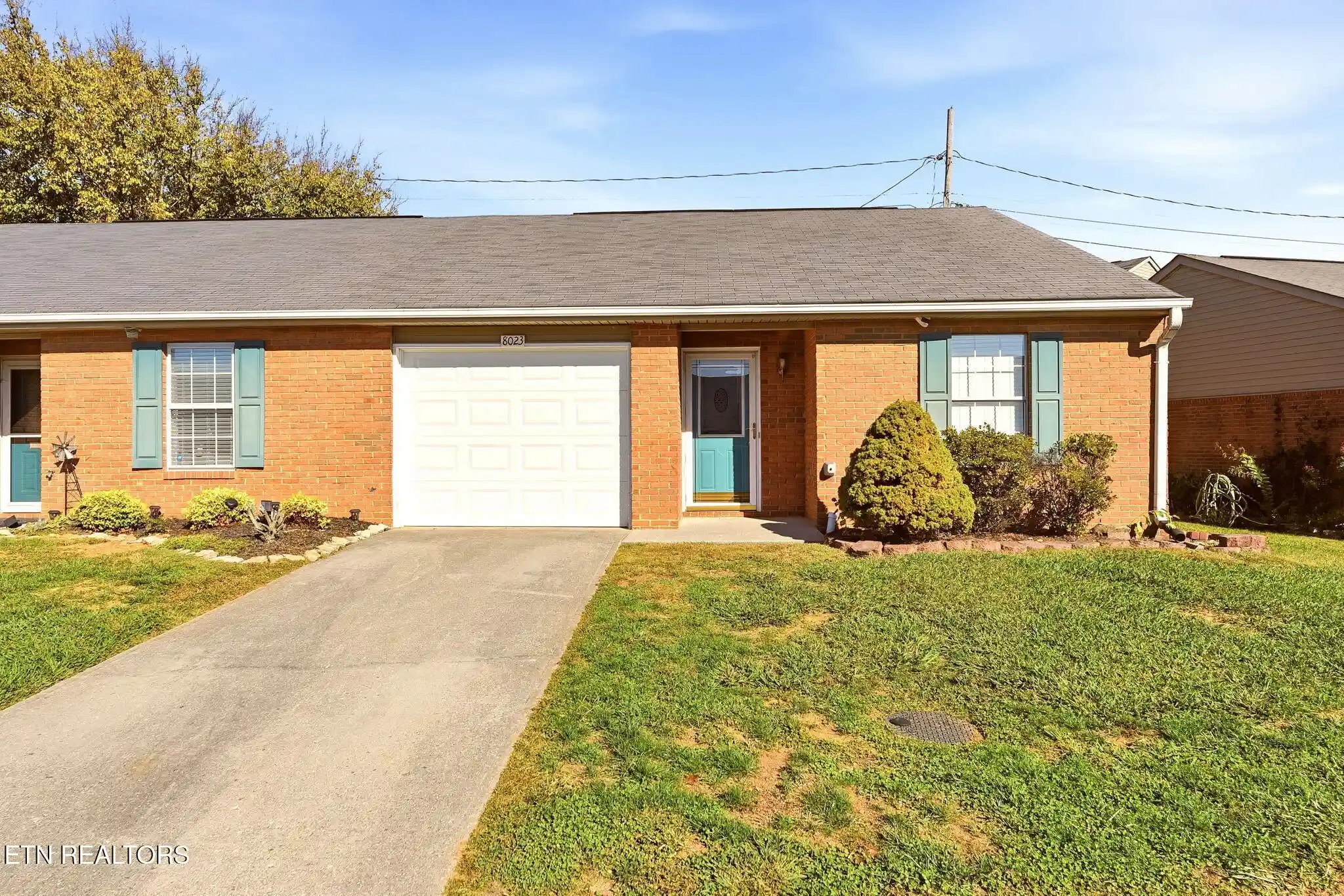 Listing Photo 2 - Condo for sale in 8023 Intervale Wy located at 8023 Intervale Wy, Powell, TN 37849 - Unit 8023 Intervale Way