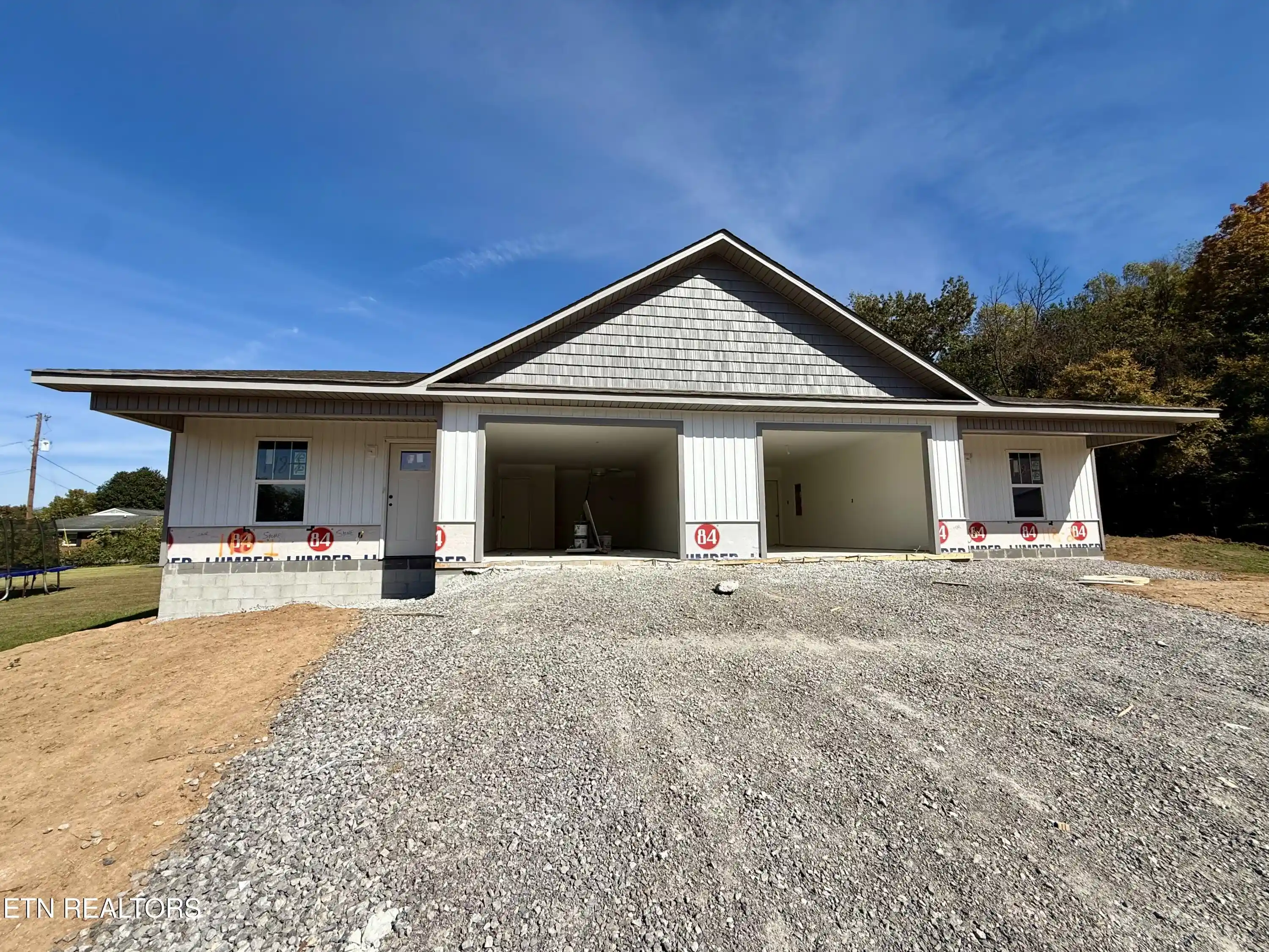 Listing Photo 1 - Condo for sale in 118 Verton Dr located at 118 Verton Dr, Powell, TN 37849 - Unit 118 Verton Dr