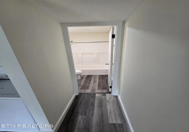 Photo 4 of Multi family home for sale at 101-103 Walsh Ln, Oak Ridge, TN 37830 | MLS# 1360123 | Listing updated on 2026-10-26
