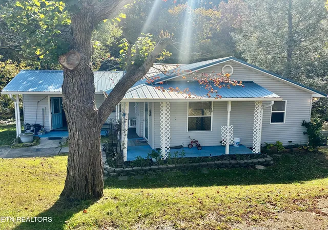 Photo 1 of Single family home for sale at 13143 Chapman Hwy, Seymour, TN 37865 | MLS# 1360129 | Listing updated on 2026-10-27