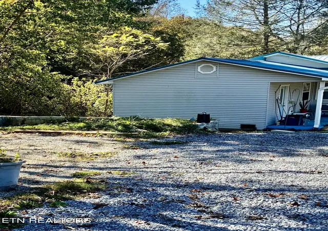 Photo 4 of Single family home for sale at 13143 Chapman Hwy, Seymour, TN 37865 | MLS# 1360129 | Listing updated on 2026-10-27
