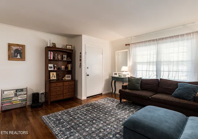 Photo 1 of Multi family home for sale at 1230 April Dr, Knoxville, TN 37919 | MLS# 1360159 | Listing updated on 2026-10-27