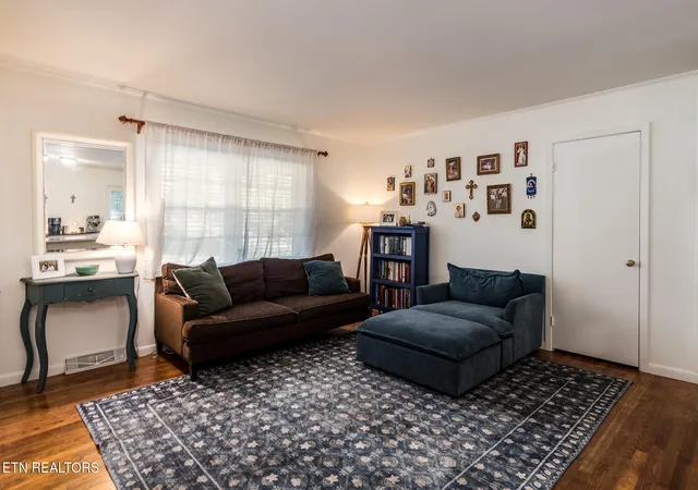 Photo 2 of Multi family home for sale at 1230 April Dr, Knoxville, TN 37919 | MLS# 1360159 | Listing updated on 2026-10-27