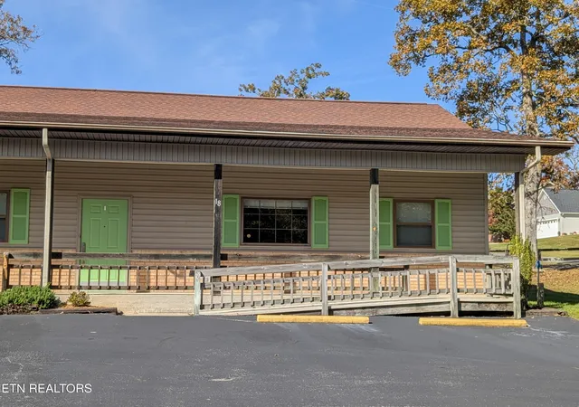 Listing Photo 1 - Condo for sale in building located at 18 Sanje Ct, Crossville, TN 38572 - Unit #