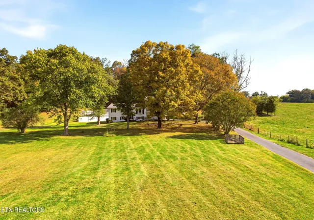 Photo 3 of Single family home for sale at 1106 Creek Rd, Strawberry Plains, TN 37871 | MLS# 1360244 | Listing updated on 2026-10-30