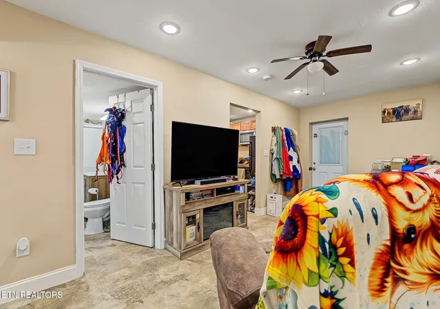 Photo 3 of Single family home for sale at 1725 Red Bone Way, Sevierville, TN 37876 | MLS# 1360202 | Listing updated on 2026-10-27