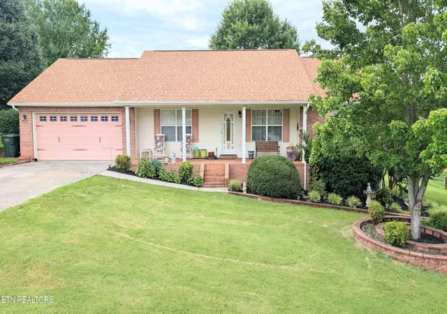 Photo 1 of Single family home for sale at 1659 Jasmine Tr, Sevierville, TN 37862 | MLS# 1360252 | Listing updated on 2026-10-28