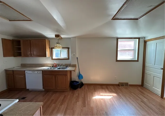Photo 3 of House for sale at 215 1st Avenue, Waynesburg, PA 15370 | MLS# 1722097 | Listing updated on 2026-09-01