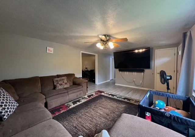 Photo 3 of Single family home for sale at 247 Manor Dr, Franklin, PA 16323 | MLS# 1722701 | Listing updated on 2026-09-09