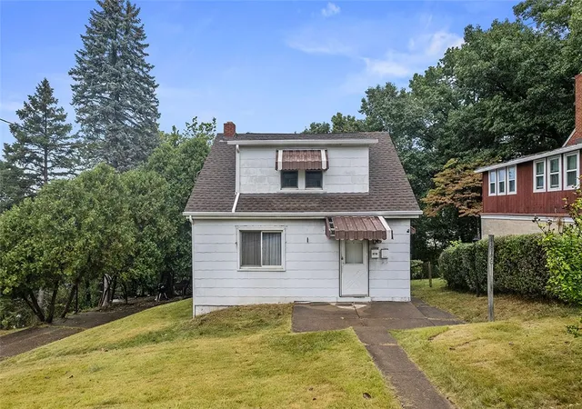 Photo 1 of Single family home for sale at 3708 Grant St, Pittsburgh, PA 15234 | MLS# 1722520 | Listing updated on 2026-09-01