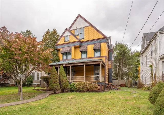 Photo 1 of Single family home for sale at 249 S Walnut St, Blairsville Area, PA 15717 | MLS# 1726893 | Listing updated on 2026-09-05