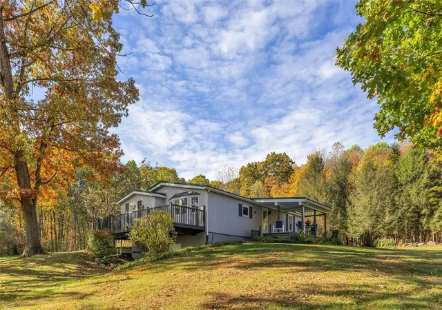 Photo 2 of Manufactured home for sale at 2200 Prospect Rd, Franklin Twp, PA 16052 | MLS# 1729412 | Listing updated on 2026-09-12
