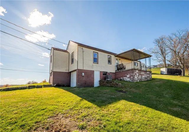 Photo 2 of Single family home for sale at 275 Hallam Rd, Washington, PA 15301 | MLS# 1730599 | Listing updated on 2026-09-08