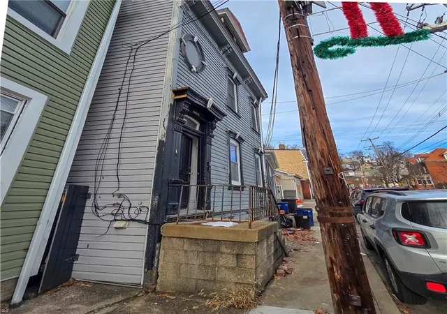 Photo 2 of Multi family home for sale at 1809 Rialto St, Pittsburgh, PA 15212 | MLS# 1732574 | Listing updated on 2026-10-19