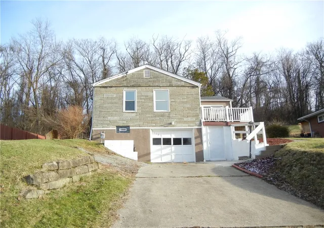 Photo 1 of Single family home for sale at 158 Moffat Ave, Washington, PA 15301 | MLS# 1732872 | Listing updated on 2026-09-14