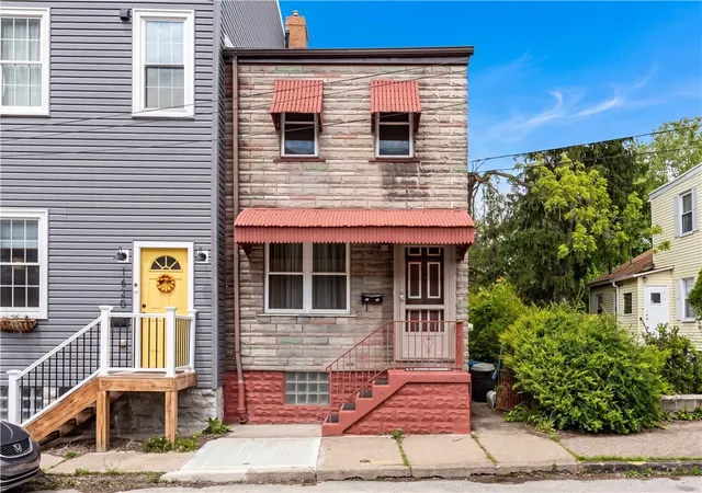 Photo 1 of Single family home for sale at 1622 Harpster St, Pittsburgh, PA 15212 | MLS# 1735253 | Listing updated on 2026-09-05