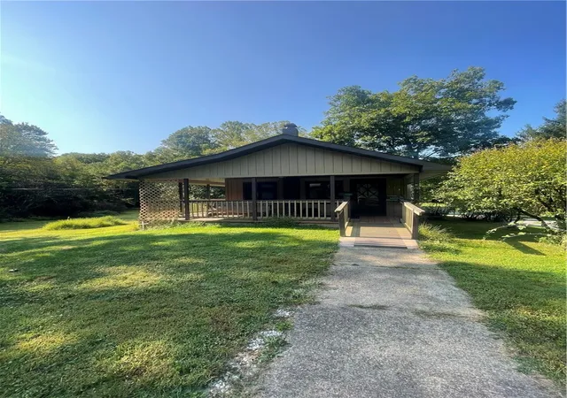 Photo 3 of Single family home for sale at 199 Anglers Rest Ln, Utica, PA 16362 | MLS# 1735334 | Listing updated on 2026-09-08