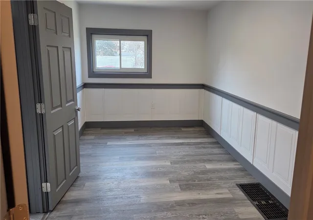 Photo 4 of Single family home for sale at 615 N Main St, City Of Washington, PA 15301 | MLS# 1738009 | Listing updated on 2026-09-30