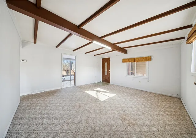 Photo 4 of Single family home for sale at 1609 Old Brodhead Rd, Monaca, PA 15061 | MLS# 1738485 | Listing updated on 2026-09-14