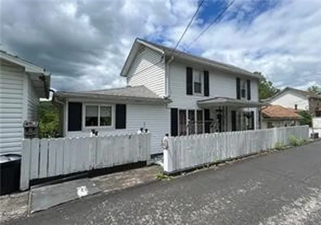 Photo 1 of Single family home for sale at 42 Walnut Ave, Dunbar, PA 15431 | MLS# 1738901 | Listing updated on 2026-09-08