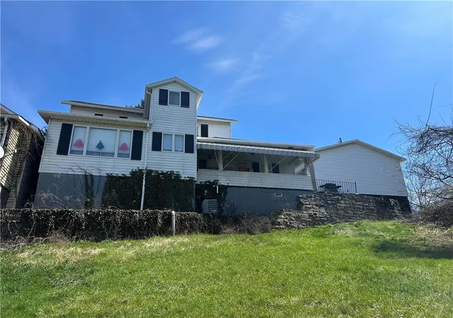 Photo 4 of Single family home for sale at 42 Walnut Ave, Dunbar, PA 15431 | MLS# 1738901 | Listing updated on 2026-09-08
