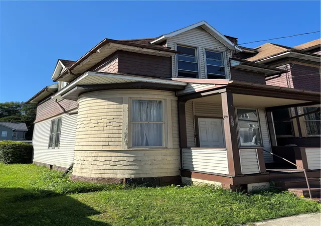 Photo 2 of Single family home for sale at 189 Fairfield Ave, Johnstown, PA 15906 | MLS# 1741037 | Listing updated on 2026-09-02
