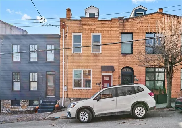 Photo 2 of Single family home for sale at 1515 Arch St, Pittsburgh, PA 15212 | MLS# 1741263 | Listing updated on 2026-09-03