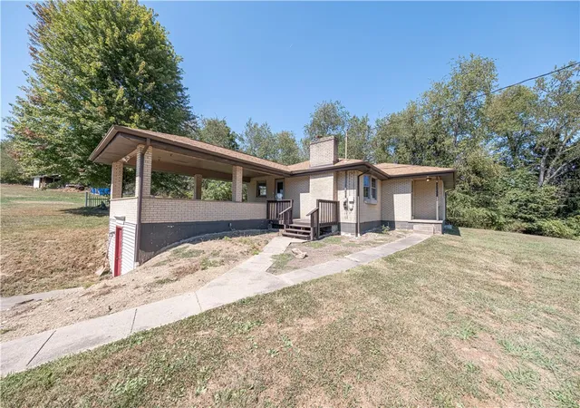 Photo 1 of Sale Pending at 204 Marburger Rd, Evans City, PA 16033 | MLS# 1741370 | Listing updated on 2026-09-10