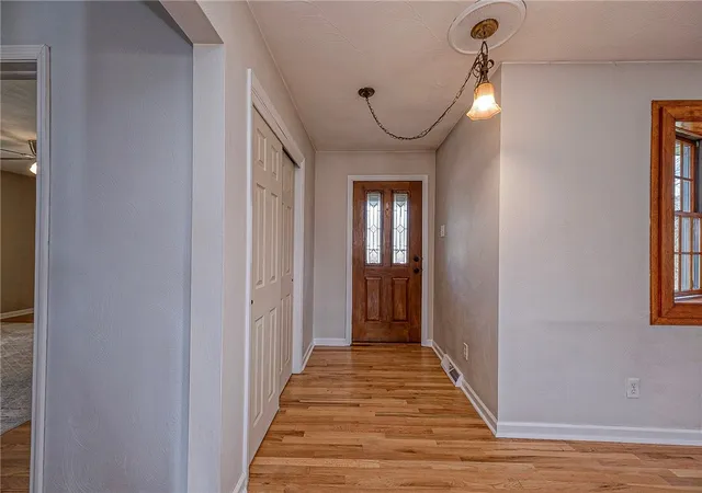 Photo 3 of Sale Pending at 204 Marburger Rd, Evans City, PA 16033 | MLS# 1741370 | Listing updated on 2026-09-10