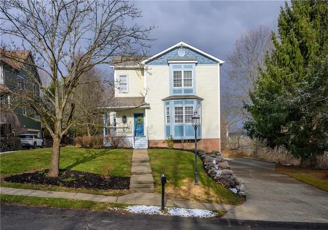 Photo 1 of Sale Pending at 100 Summerlawn Dr, Sewickley, PA 15143 | MLS# 1741429 | Listing updated on 2026-09-04