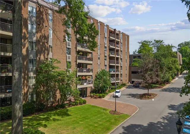 Photo 1 of Condo for sale at 201 Grant St #609, Sewickley, PA 15143 | MLS# 1741713 | Listing updated on 2026-09-10
