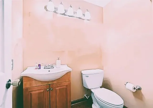 Photo 4 of Single family home for sale at 401 Lexington Dr, Hempfield Twp, PA 15601 | MLS# 1741753 | Listing updated on 2026-09-14