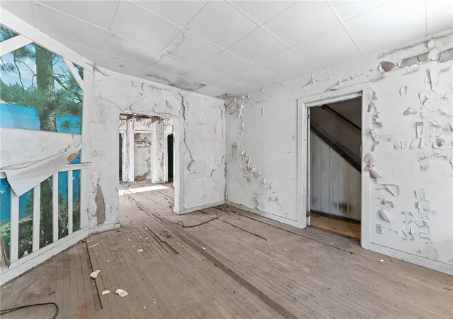 Photo 3 of Multi family home for sale at 2417 Osgood St, Pittsburgh, PA 15214 | MLS# 1742964 | Listing updated on 2026-10-12