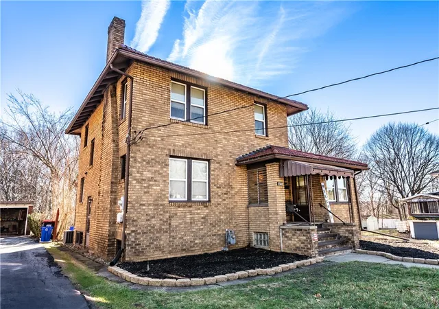 Photo 2 of Sale Pending at 1502 Delaware Ave, New Castle, PA 16105 | MLS# 1742980 | Listing updated on 2026-09-25