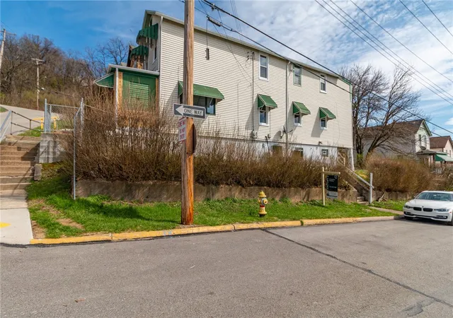 Photo 1 of Single family home for sale at 700 6th Street, Glassport, PA 15045 | MLS# 1744000 | Listing updated on 2026-09-10