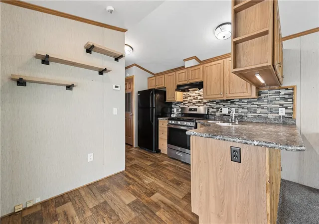Photo 4 of Manufactured home for sale at 300 Clubhouse Dr, Donegal, PA 15628 | MLS# 1744408 | Listing updated on 2026-09-11