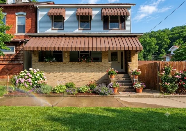 Photo 1 of Single family home for sale at 170 S Mckean St, Kittanning, PA 16201 | MLS# 1745055 | Listing updated on 2026-09-03
