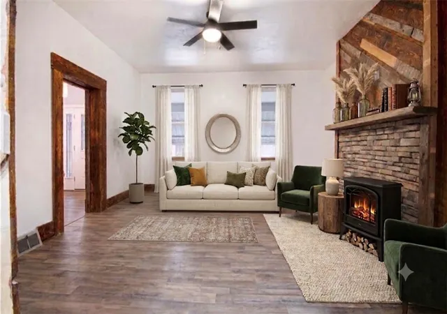 Photo 3 of Single family home for sale at 170 S Mckean St, Kittanning, PA 16201 | MLS# 1745055 | Listing updated on 2026-09-03