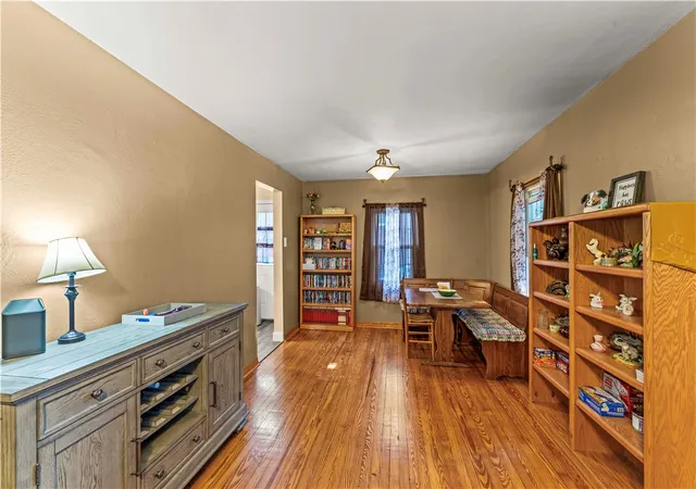 Photo 4 of Single family home for sale at 412 Ctr Church, Peters Twp, PA 15317 | MLS# 1745196 | Listing updated on 2026-09-14