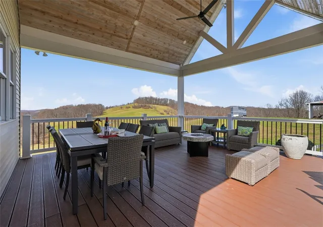 Photo 4 of Single family home for sale at 148 Stonegate Dr, Gilpin Twp, PA 15656 | MLS# 1745219 | Listing updated on 2026-09-14