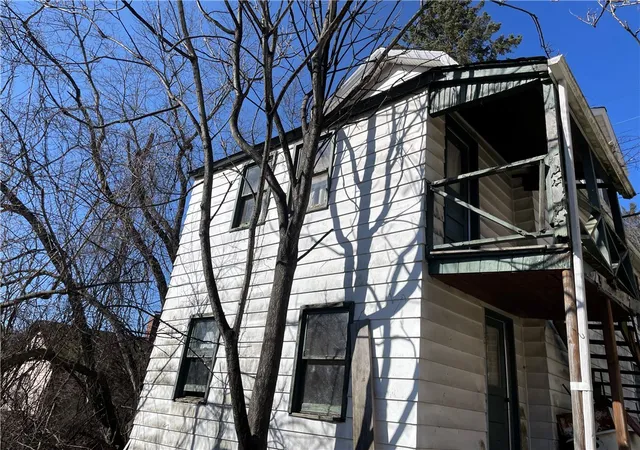 Photo 2 of Sale Pending at 136 Brighton St, Chalfant Boro, PA 15112 | MLS# 1745634 | Listing updated on 2026-10-12