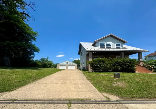 Photo 1 of Single family home for sale at 514 Ridge Ave, Canonsburg, PA 15317 | MLS# 1746330 | Listing updated on 2026-09-06