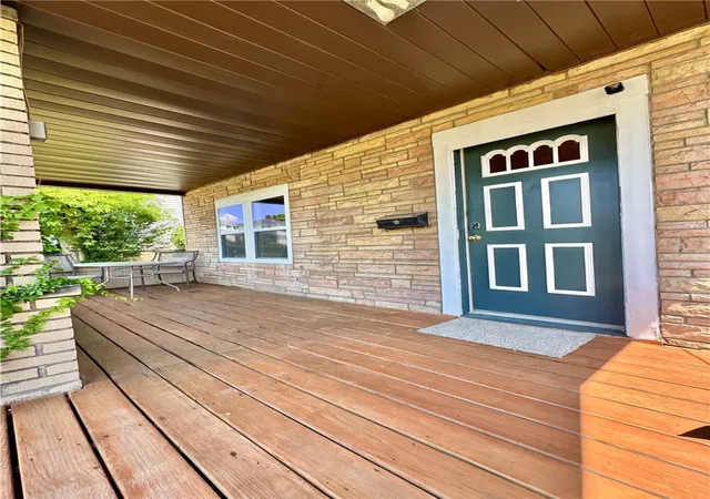 Photo 3 of Single family home for sale at 514 Ridge Ave, Canonsburg, PA 15317 | MLS# 1746330 | Listing updated on 2026-09-06