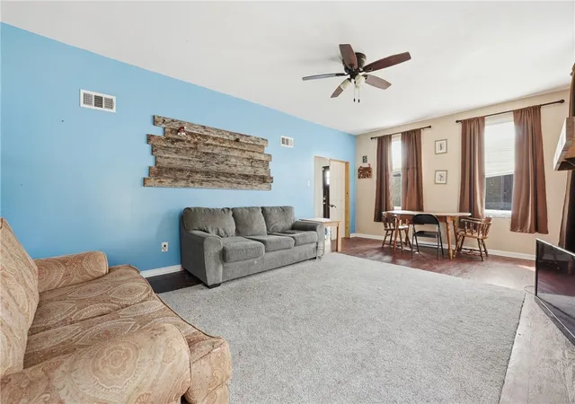 Photo 3 of Single family home for sale at 7185 W Market St, Mercer, PA 16137 | MLS# 1746548 | Listing updated on 2026-09-03